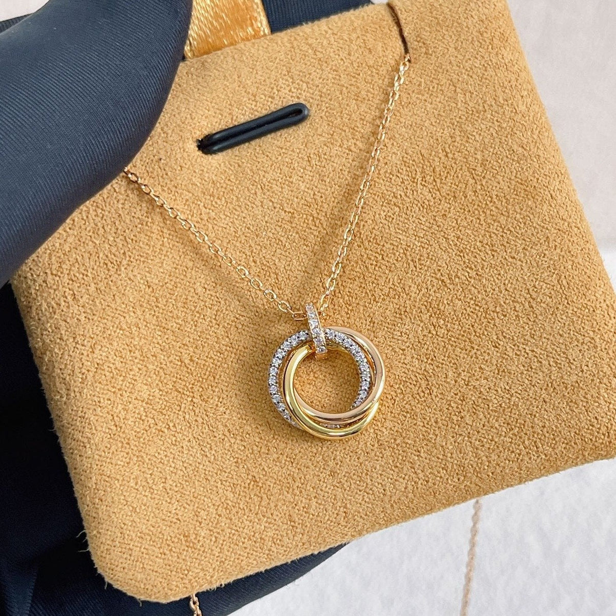Mysitc TRINITY NECKLACE SILVER GOLD PINK GOLD DIAMONDS