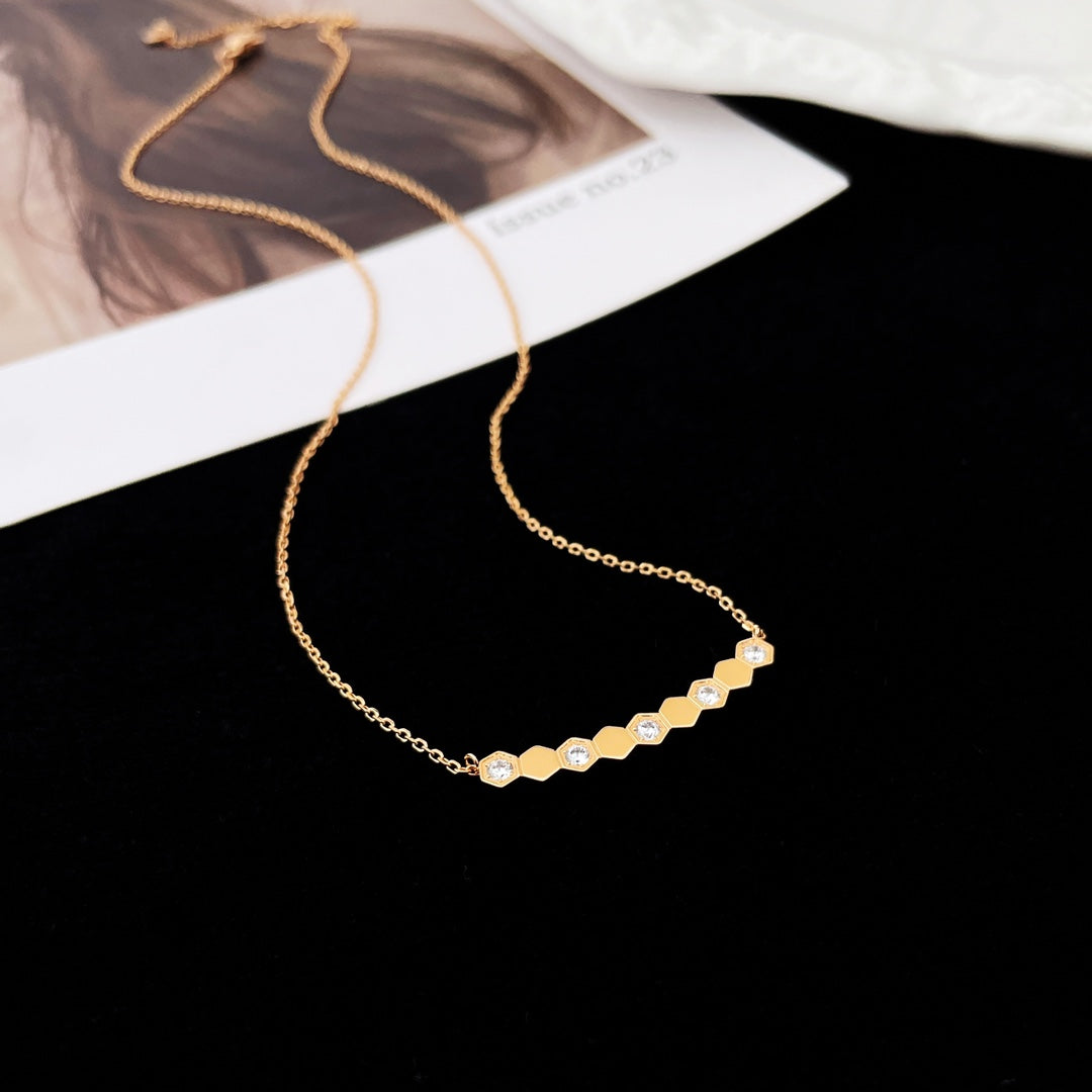 Mysitc BEE MY LOVE DIAMOND NECKLACE