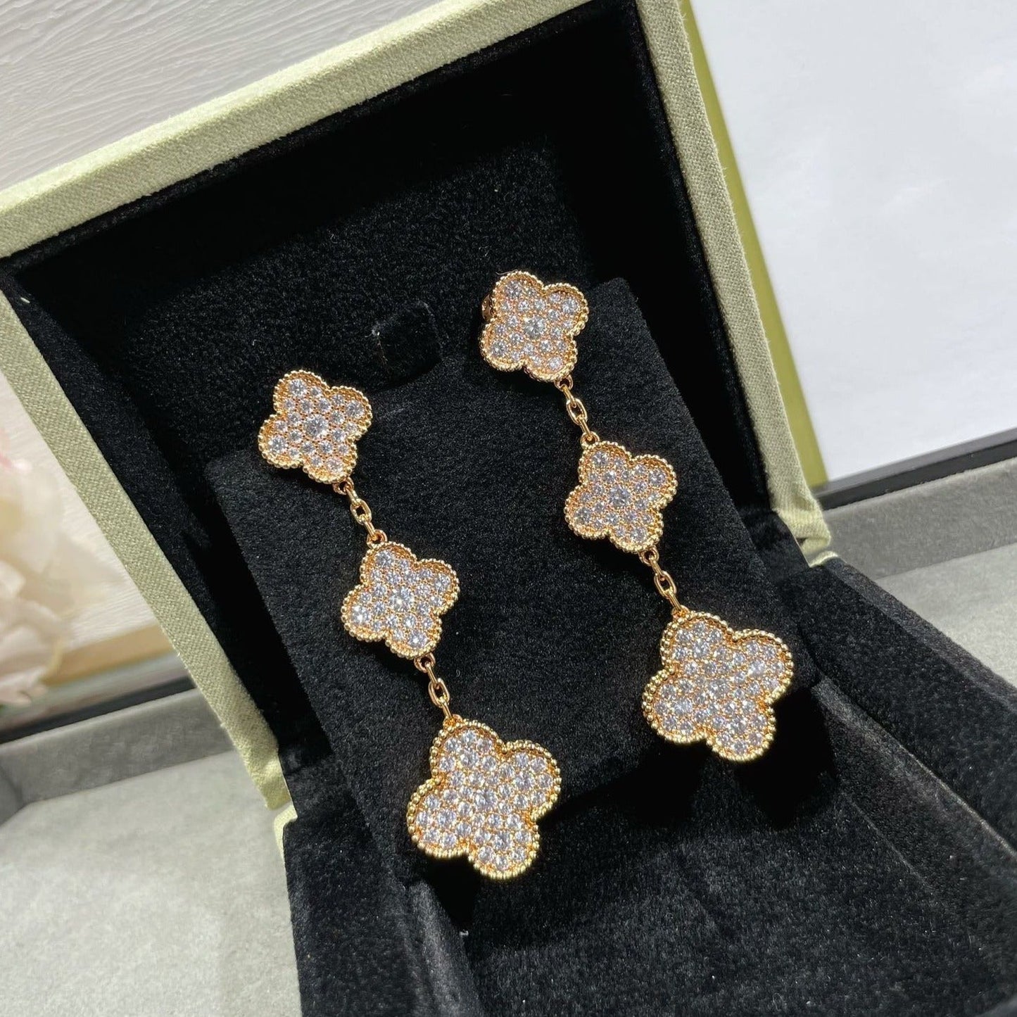 Mysitc CLOVER 3 MOTIFS DIAMOND PAVED ROSE GOLD EARRINGS