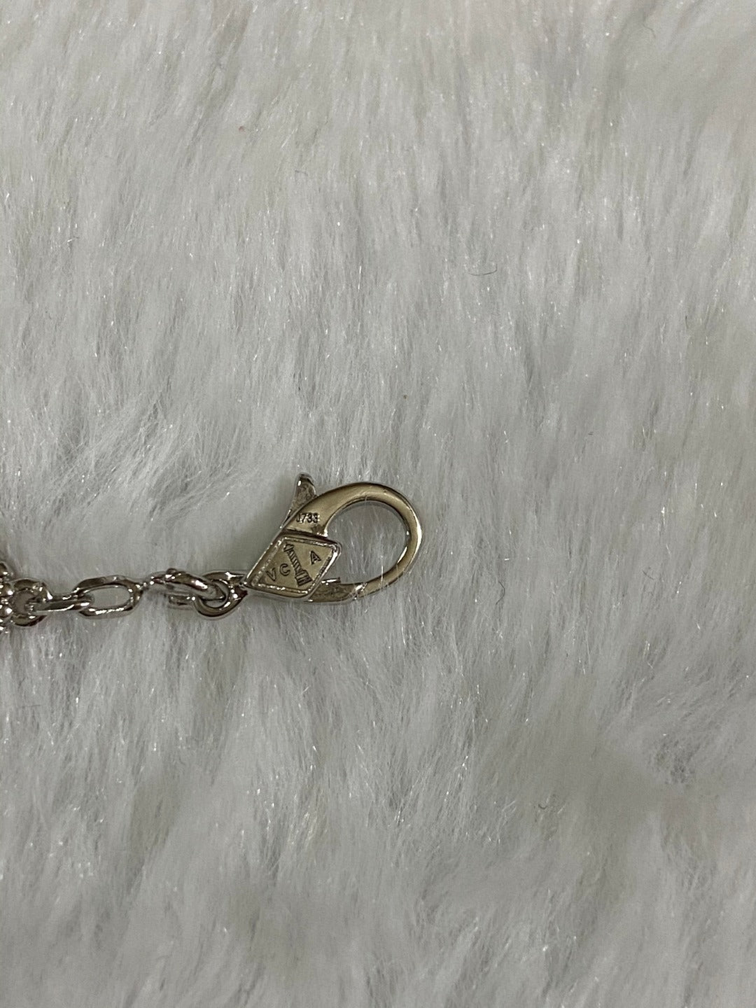 Mysitc CLOVER 1 MOTIF PIETERSITE BRACELET