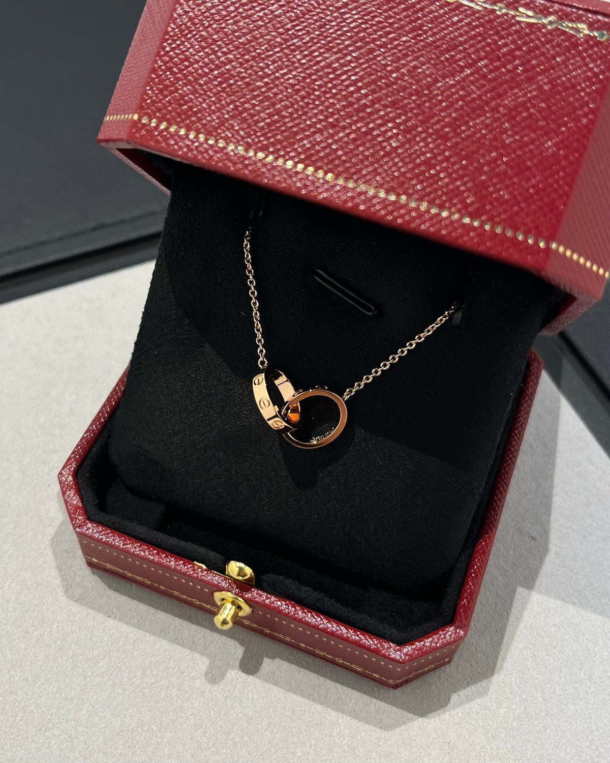 Mysitc LOVE NECKLACE DOUBLE RING PINK GOLD