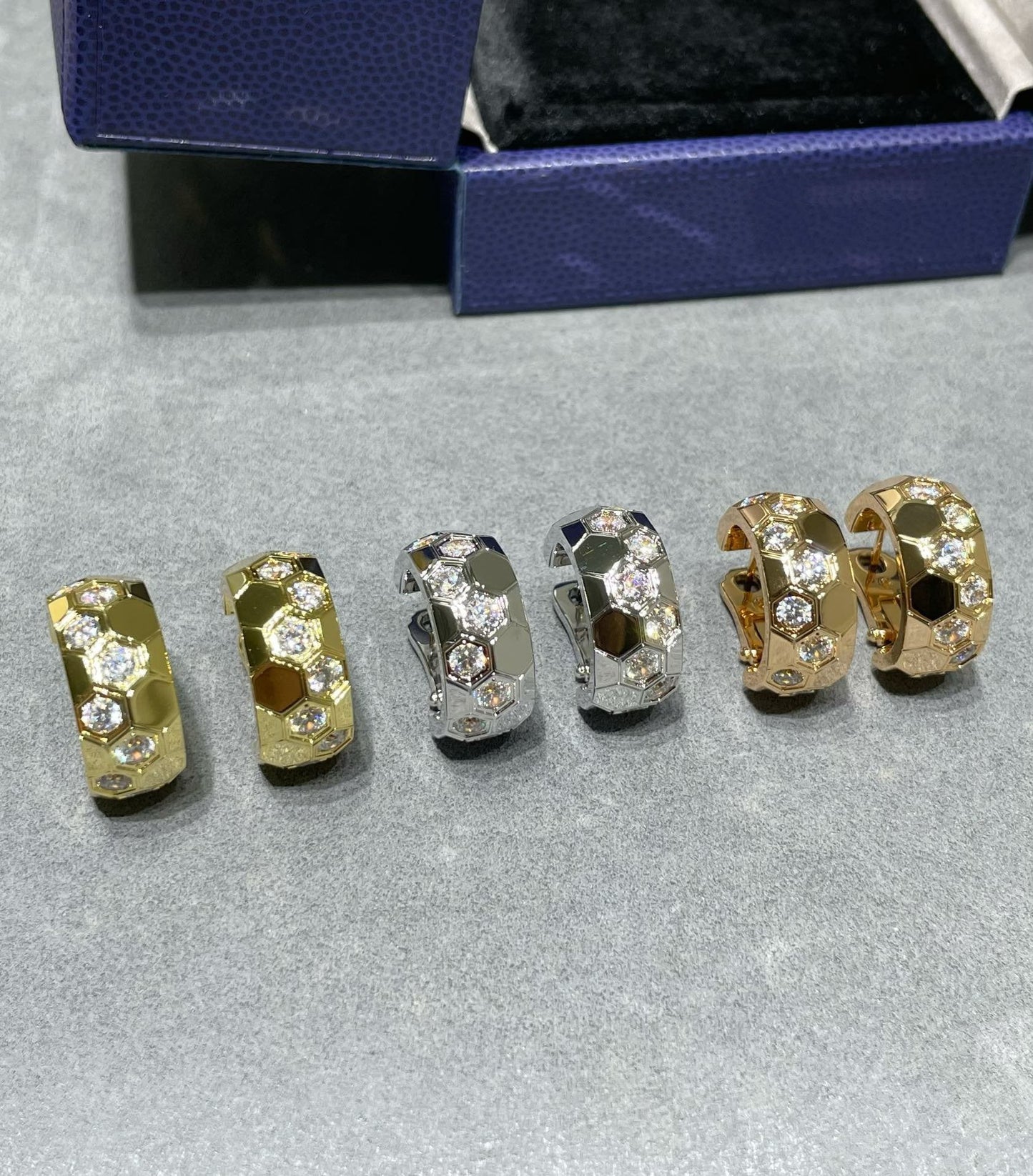 Mysitc BEE LOVE DIAMOND HOOP EARRINGS