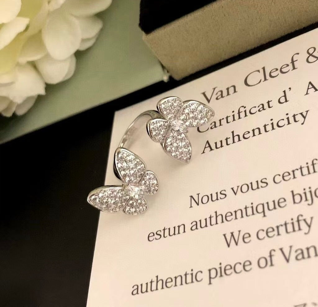 Mysitc TWIN SILVER BUTTERFLY DIAMOND RING