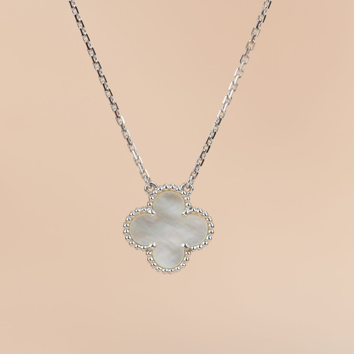 Mysitc CLOVER 15MM WHITE MOTHER-OF-PEARL SILVER