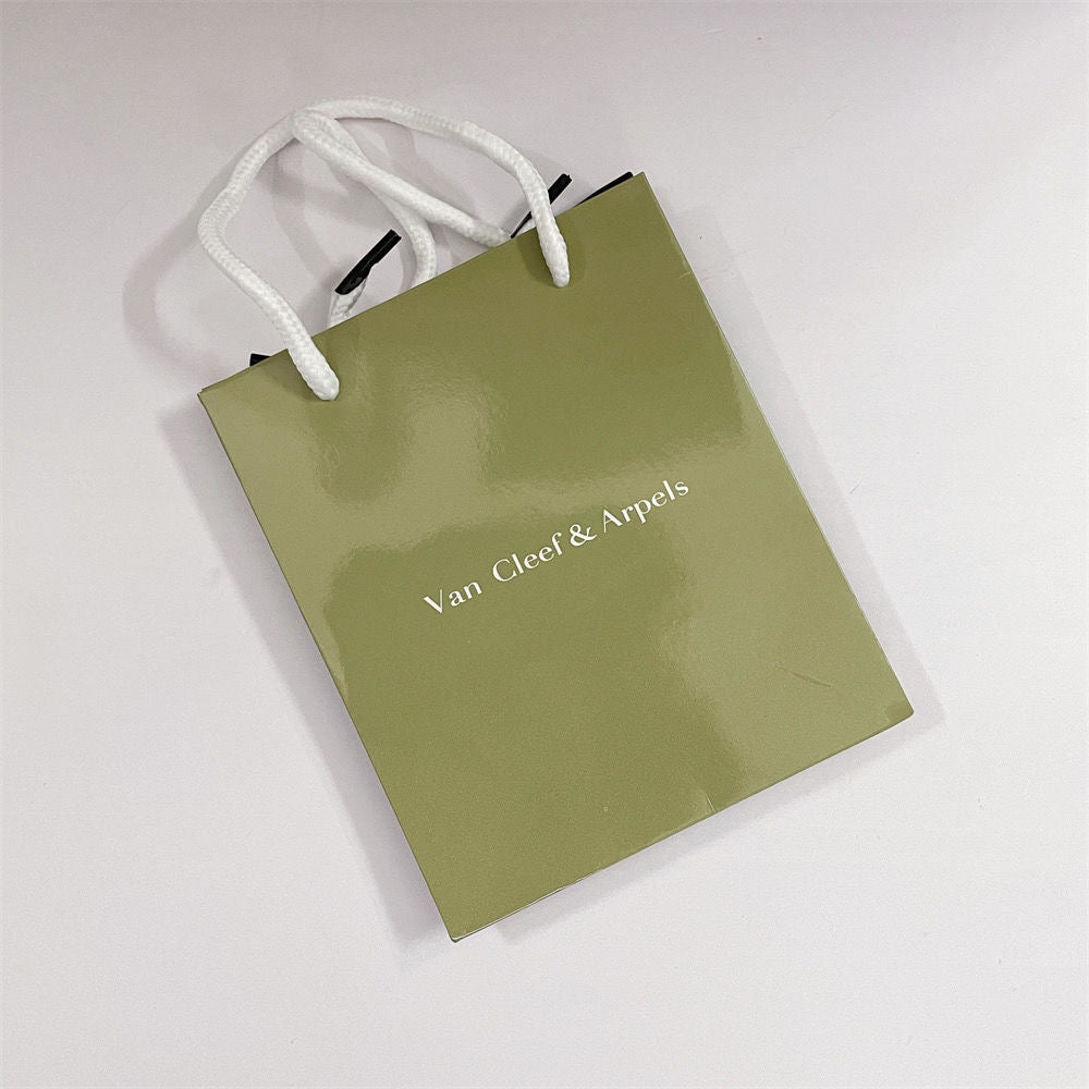 Mysitc VA CLOVER BRACELET NECKLACE RING BOX GIFT BAG