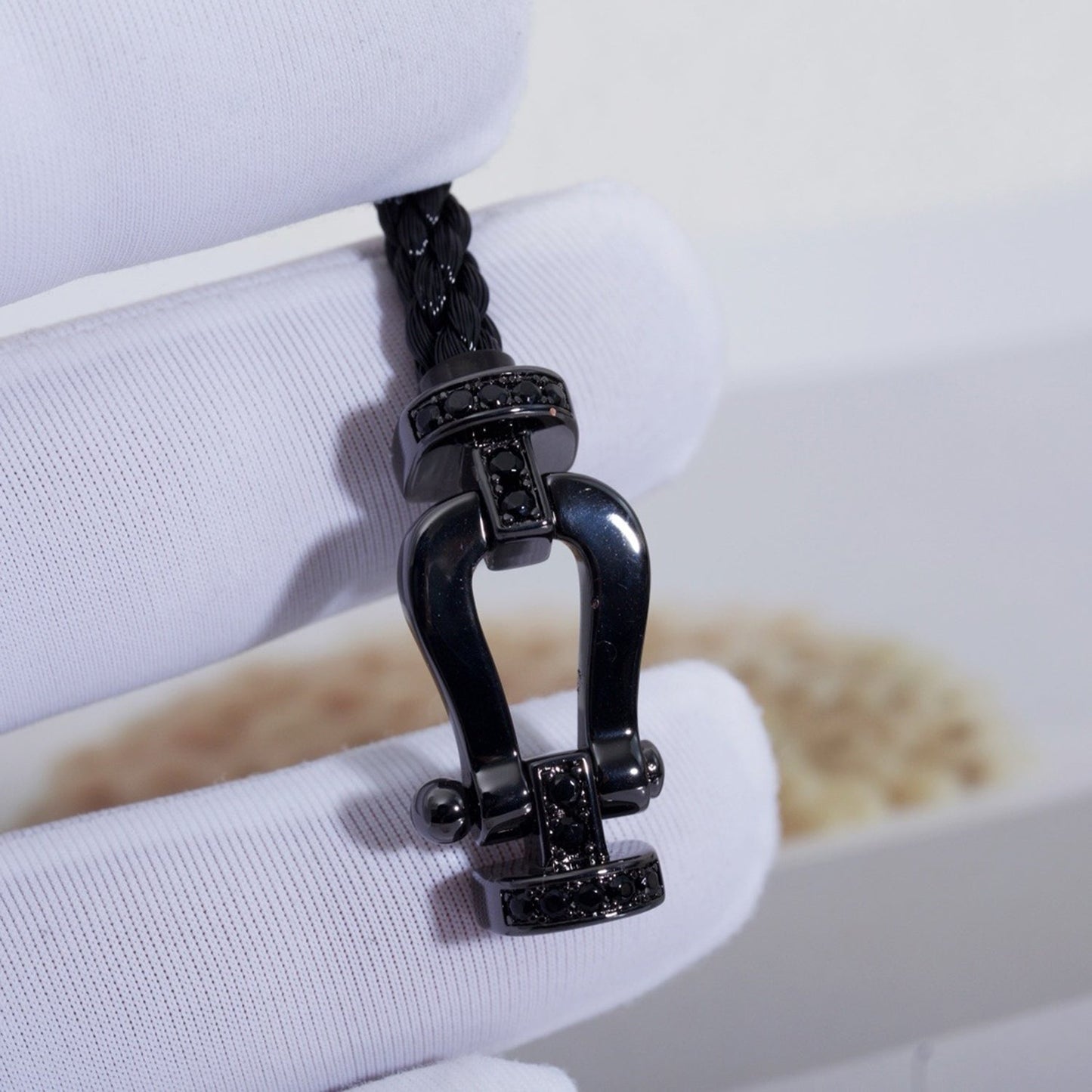 Mysitc FORCE LARGE SERIES HORSESHOE BLACK SAMURAI BRACELET