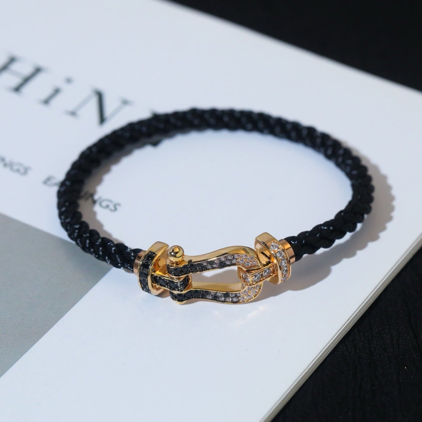 Mysitc FORCE LARGE HORSESHOE BLACK WHITE DIAMOND BRACELET ROSE GOLD