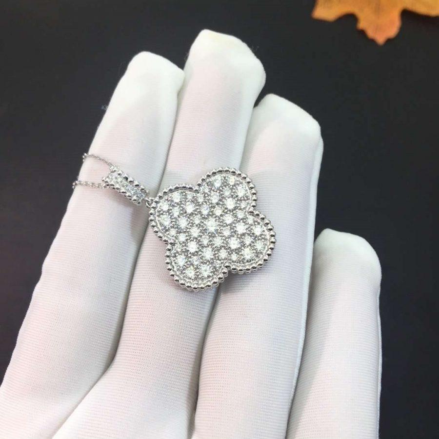 Mysitc CLOVER 25MM SILVER FULL DIAMOND BIG CLOVER NECKLACE