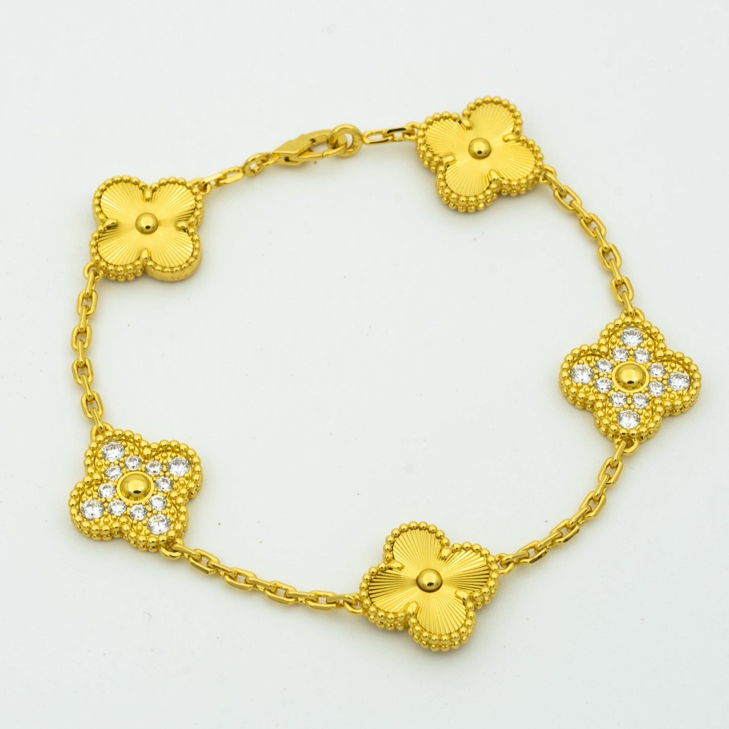 [Mystic] CLOVER 5 MOTIF LASER BRACELET COLLECTION