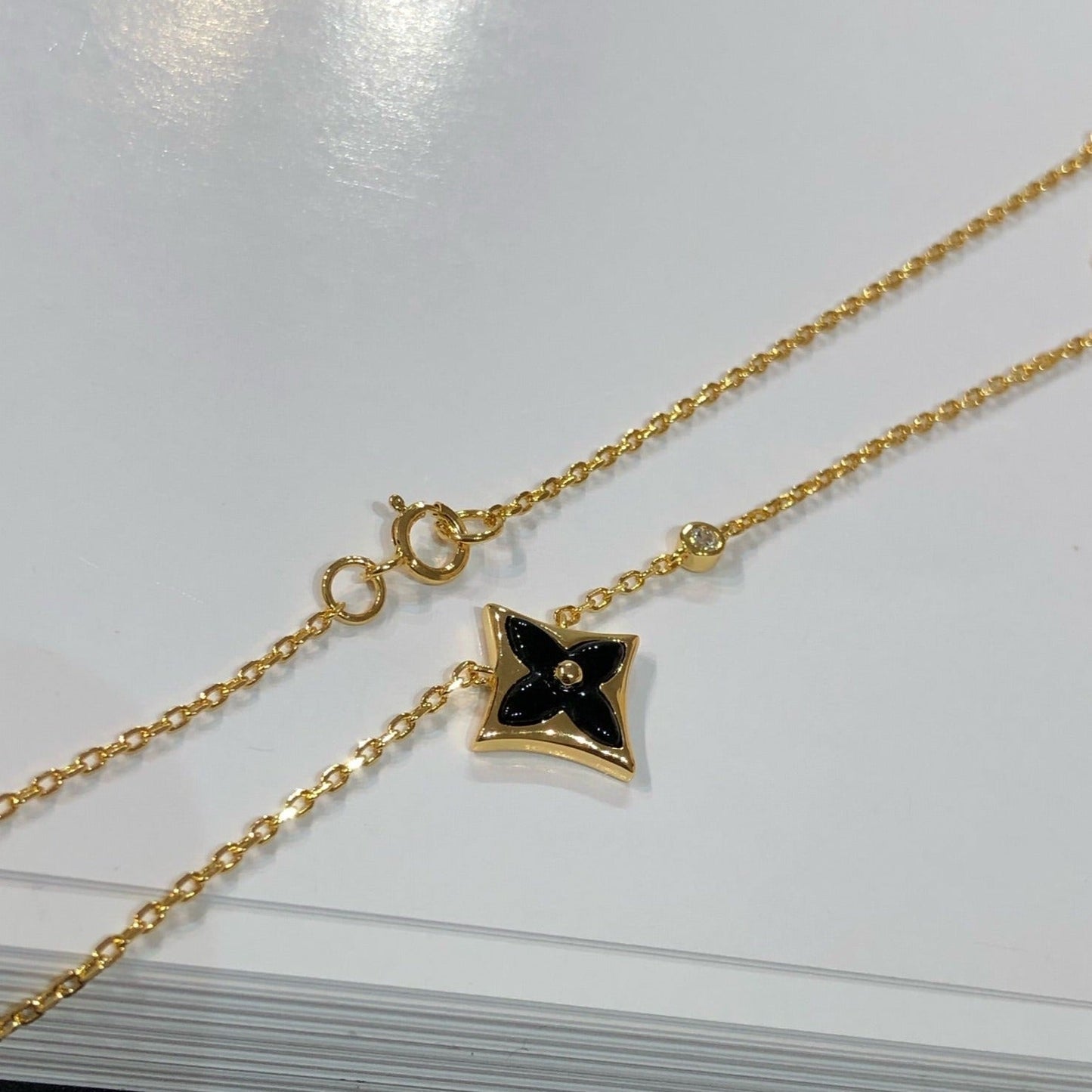[Mystic]STAR BLACK MOP NECKLACE