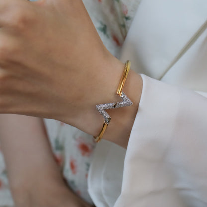 [Mystic]VOLTE UPSITE DOWN GOLD DIAMOND BRACELET