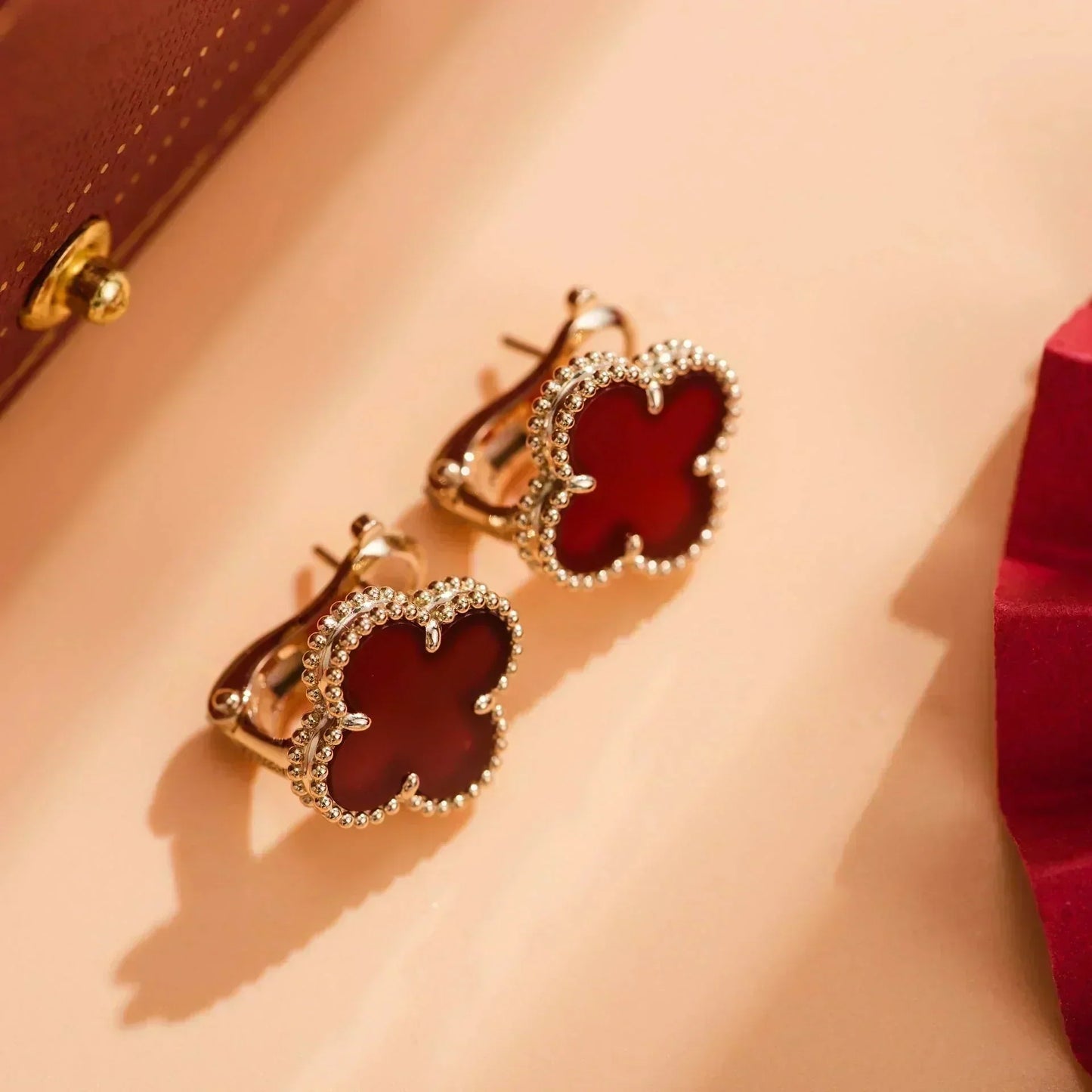 Mysitc CLOVER MEDIUM 1 MOTIFS CARNELIAN  EARRINGS