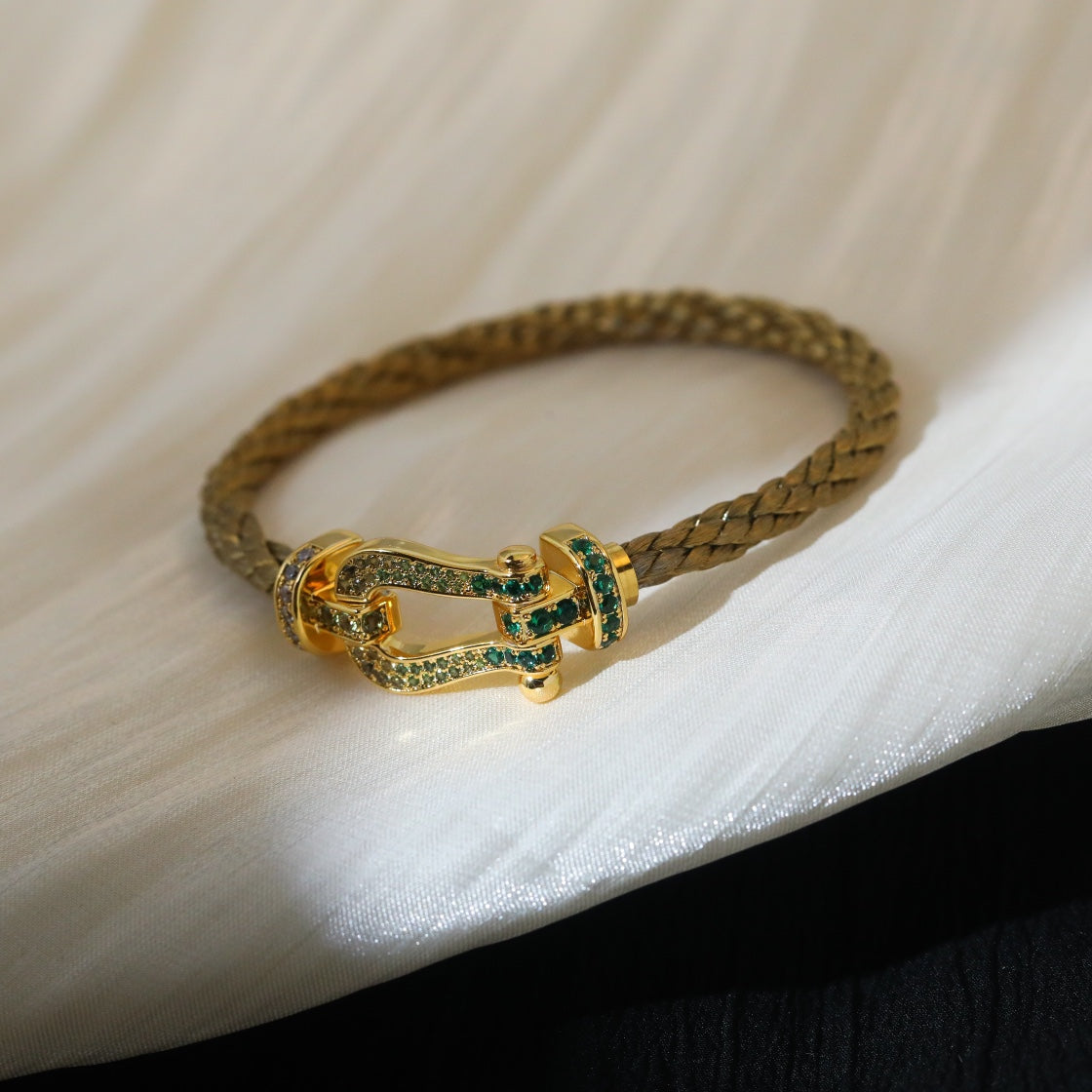 [Mystic]FORCE 10 GOLD GREEN DIAMOND PAVED