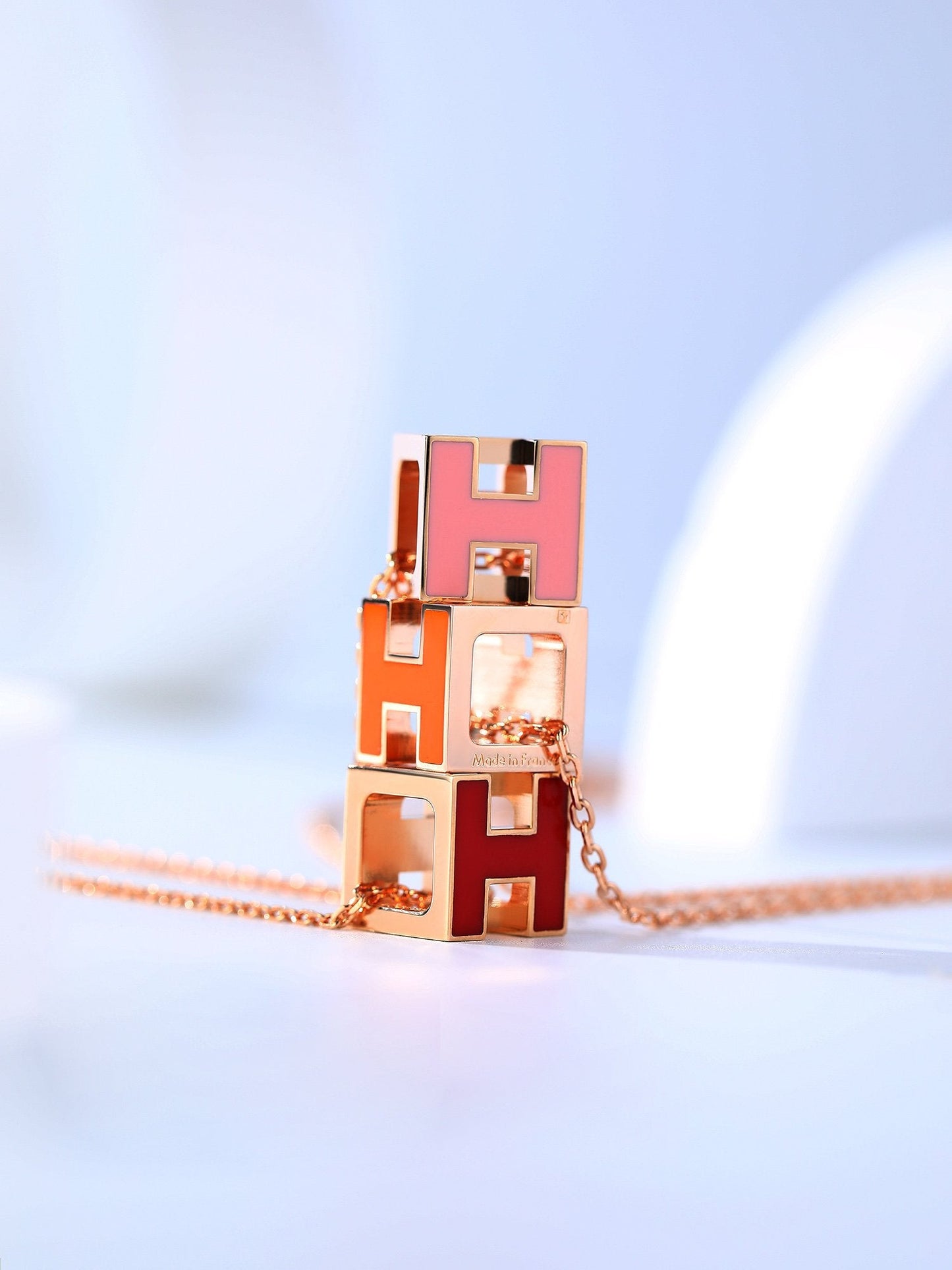 [Mystic]H CAGE PINK GOLD NECKLACE