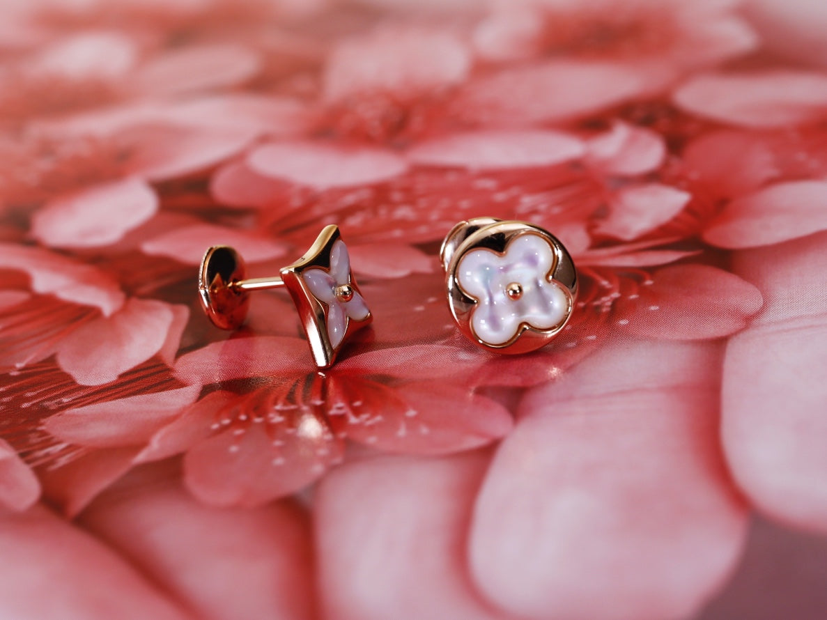 [Mystic]STAR AND SUN PINK GOLD MOP STUD EARRINGS