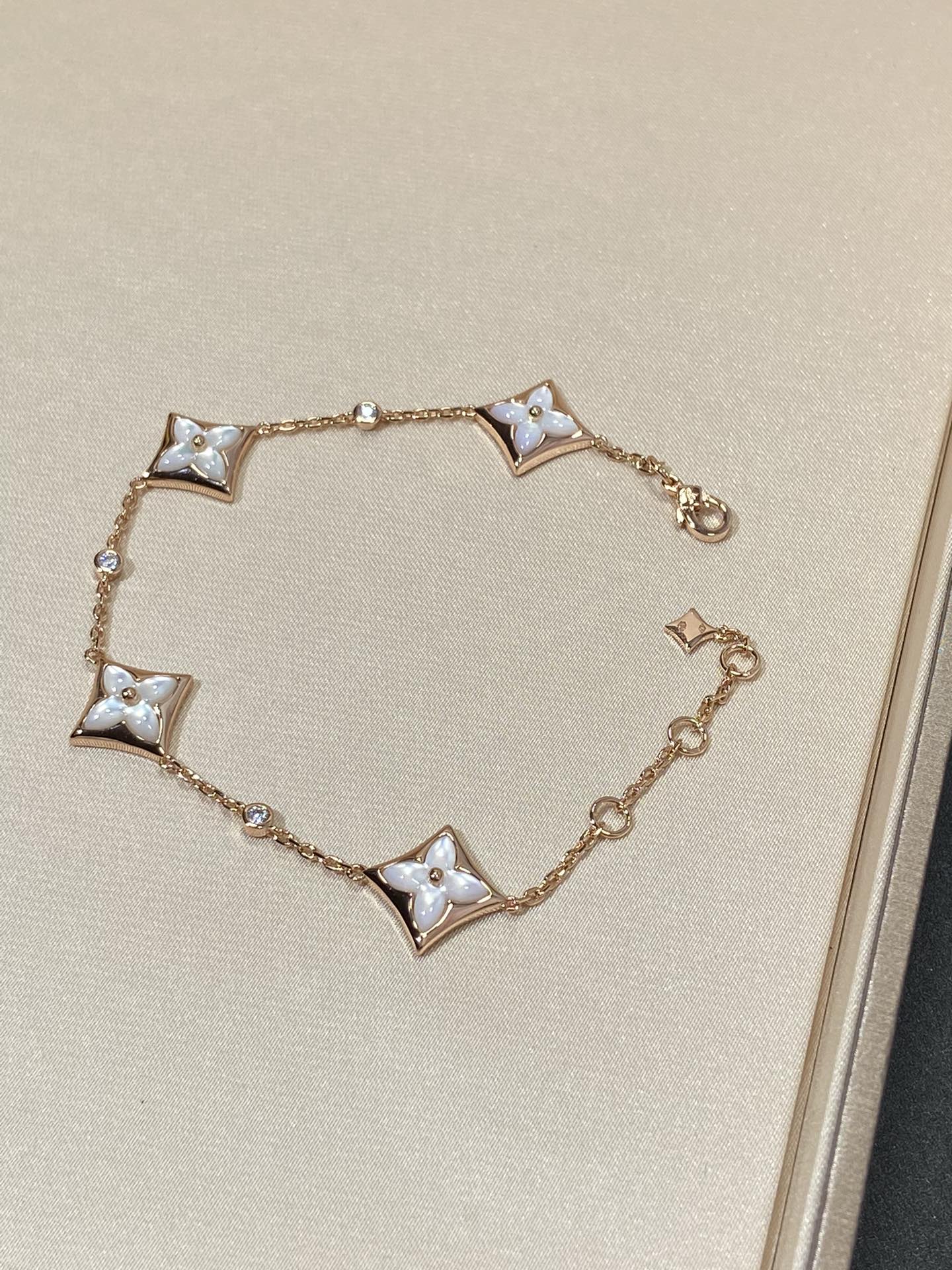 [Mystic]STAR 4 MOTIF MOP DIAMOND PINK GOLD BRACELET
