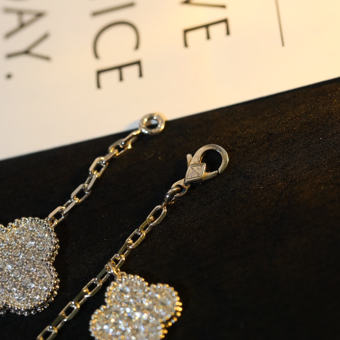 [Mystic]CLOVER BRACELET 5 MOTIF SILVER DIAMOND PAVED-w