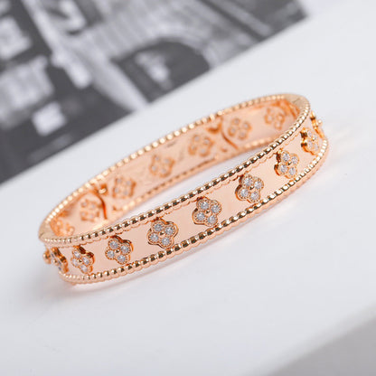 Mysitc CLOVER BRACELET 8MM DIAMONDS