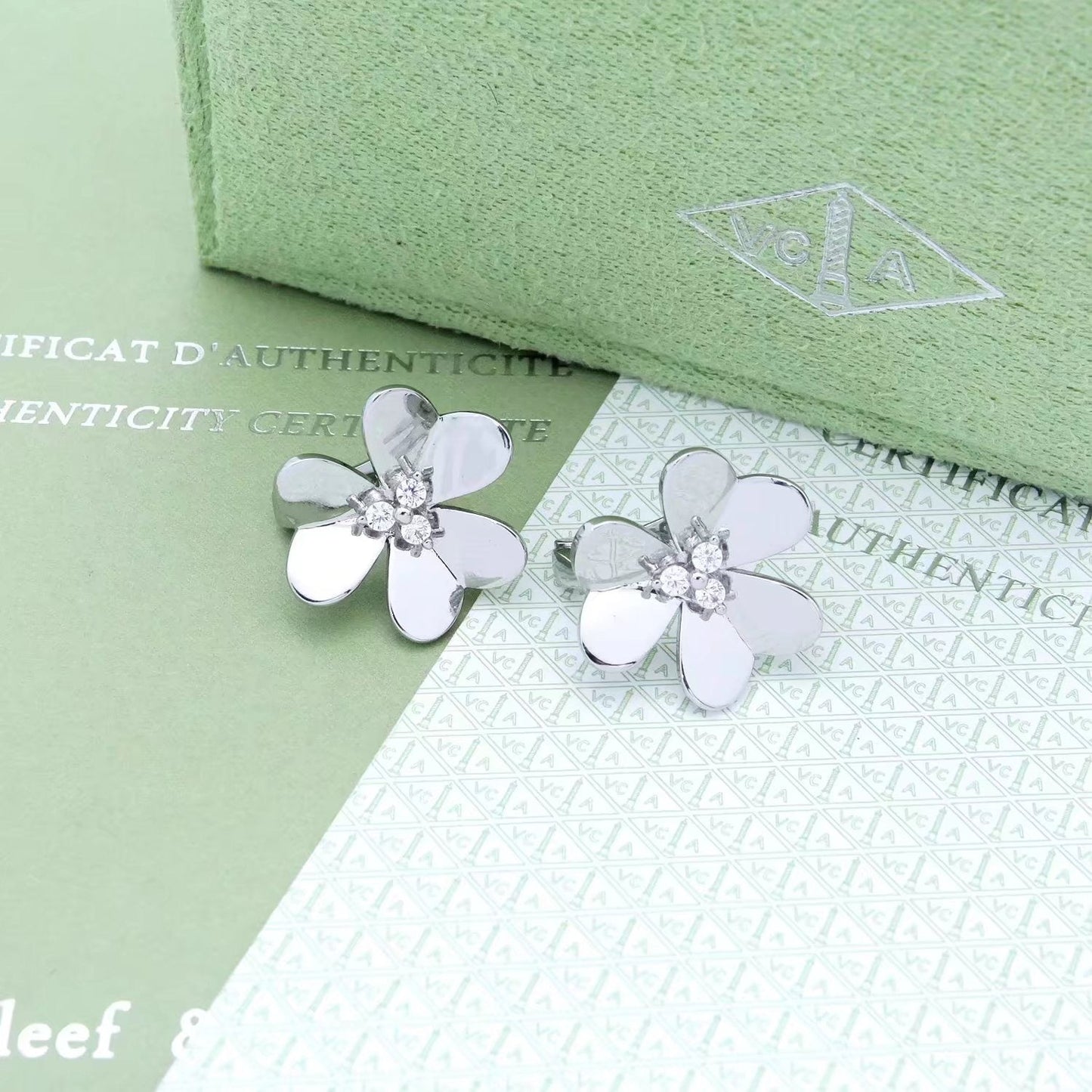 Mysitc FRIVOLE EARRINGS- LARGE MODEL