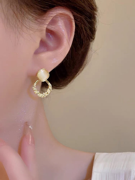 Stylish Fresh Versatile Rice Bead Light Luxury Temperament Design Earrings