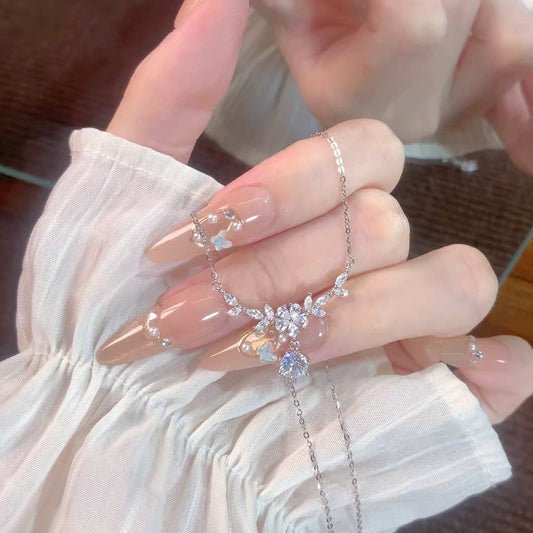 Women's Light Luxury Niche Premium Clavicle Necklace