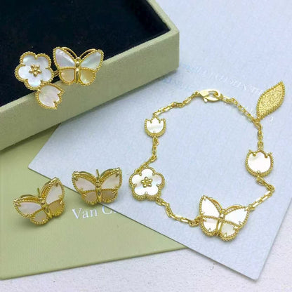 [Mystic] 26 NEW CLOVER LUCKY LIGHT YELLOW AND WHITE SET