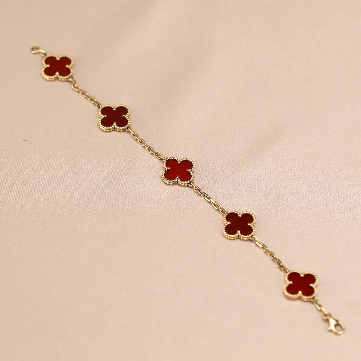 [Mystic] CLOVER 5 MOTIF RED CORNELIAN BRACELET COLLECTION