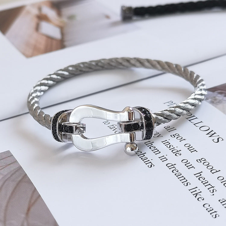 [Mystic]FORCE LARGE HORSESHOE BLACK DIAMOND BRACELET SILVER