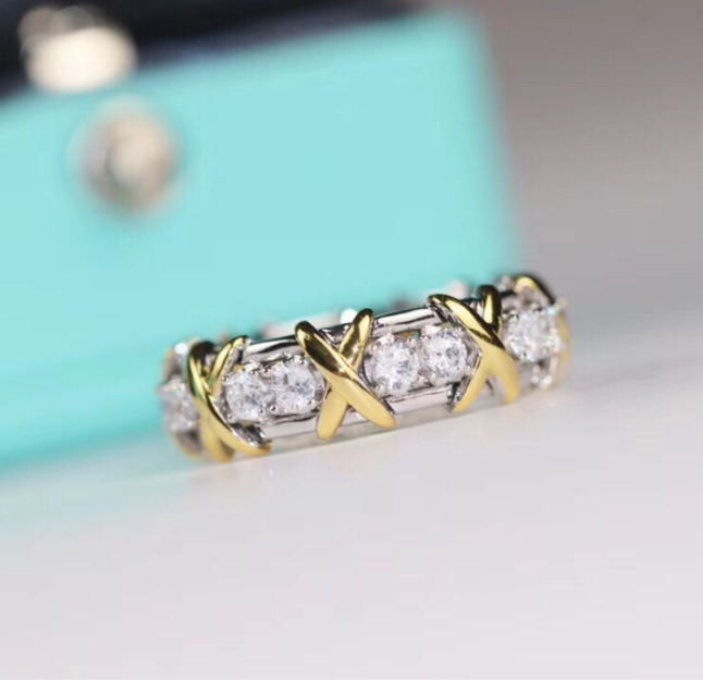 [Mysitc ]Classic Gold Diamond Ring