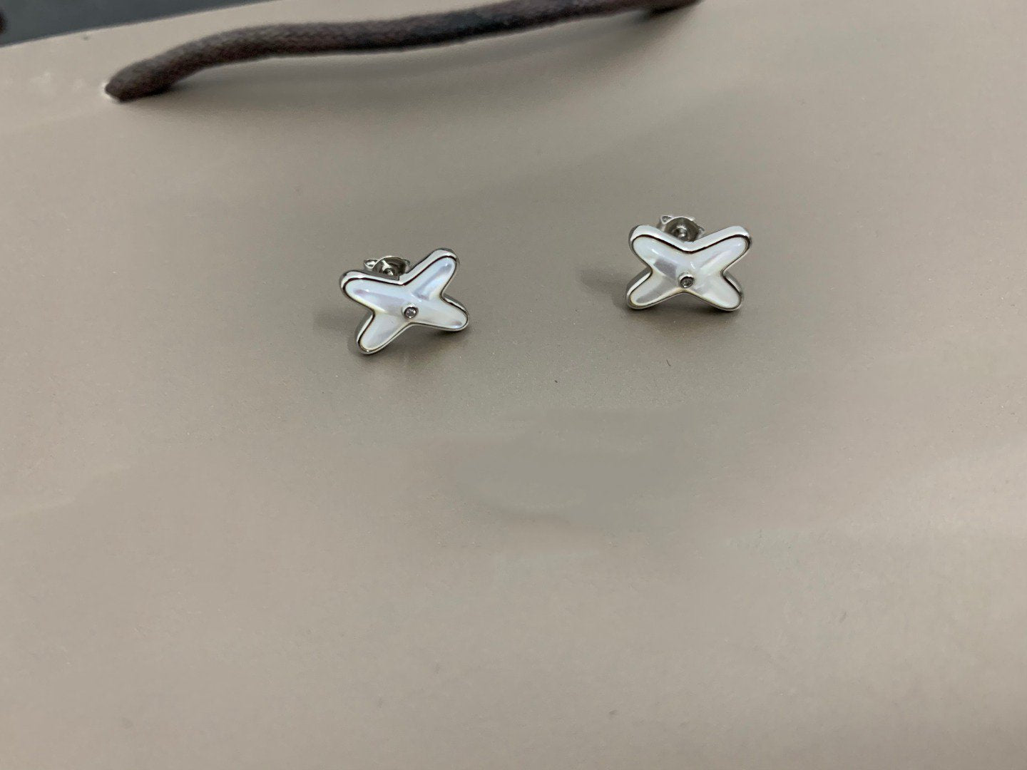 [Mystic]JEUX DE WHITE MOP SILVER DIAMOND EARRINGS