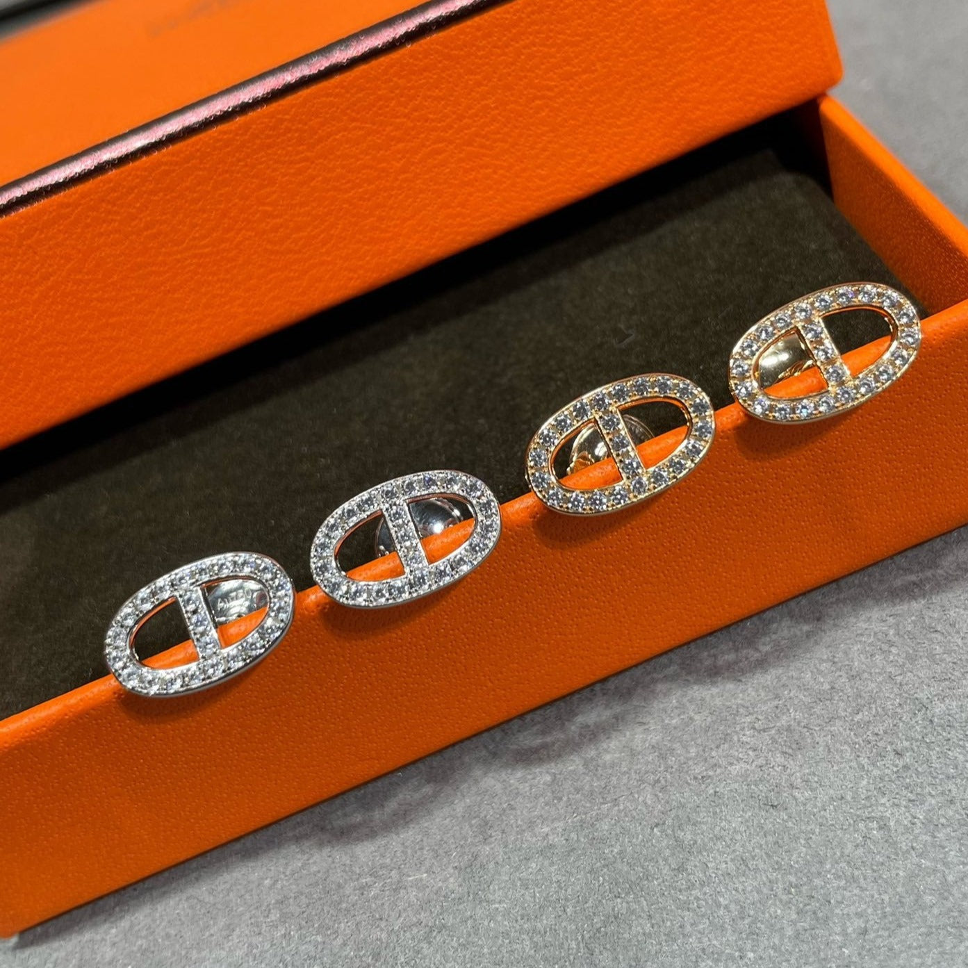 [Mystic]HM FULL DIAMOND PIG NOSE STUD EARRINGS