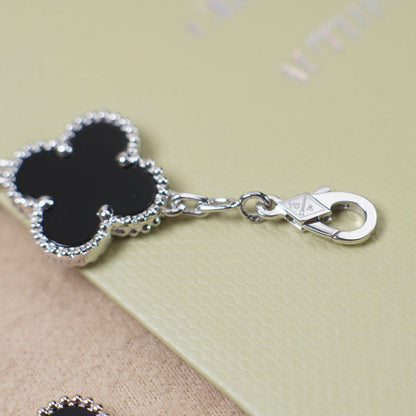 [Mystic] CLOVER 5 MOTIF ONYXS BRACELET COLLECTION