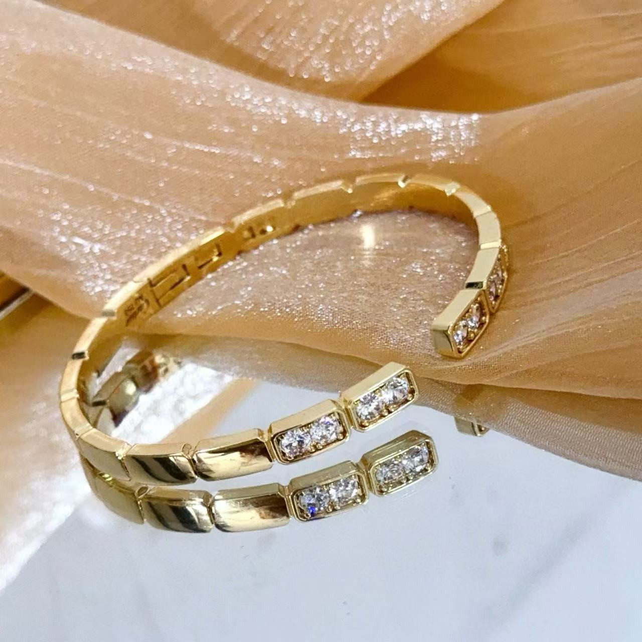 [Mystic]LOVE DIAMOND OPEN  BRACELET
