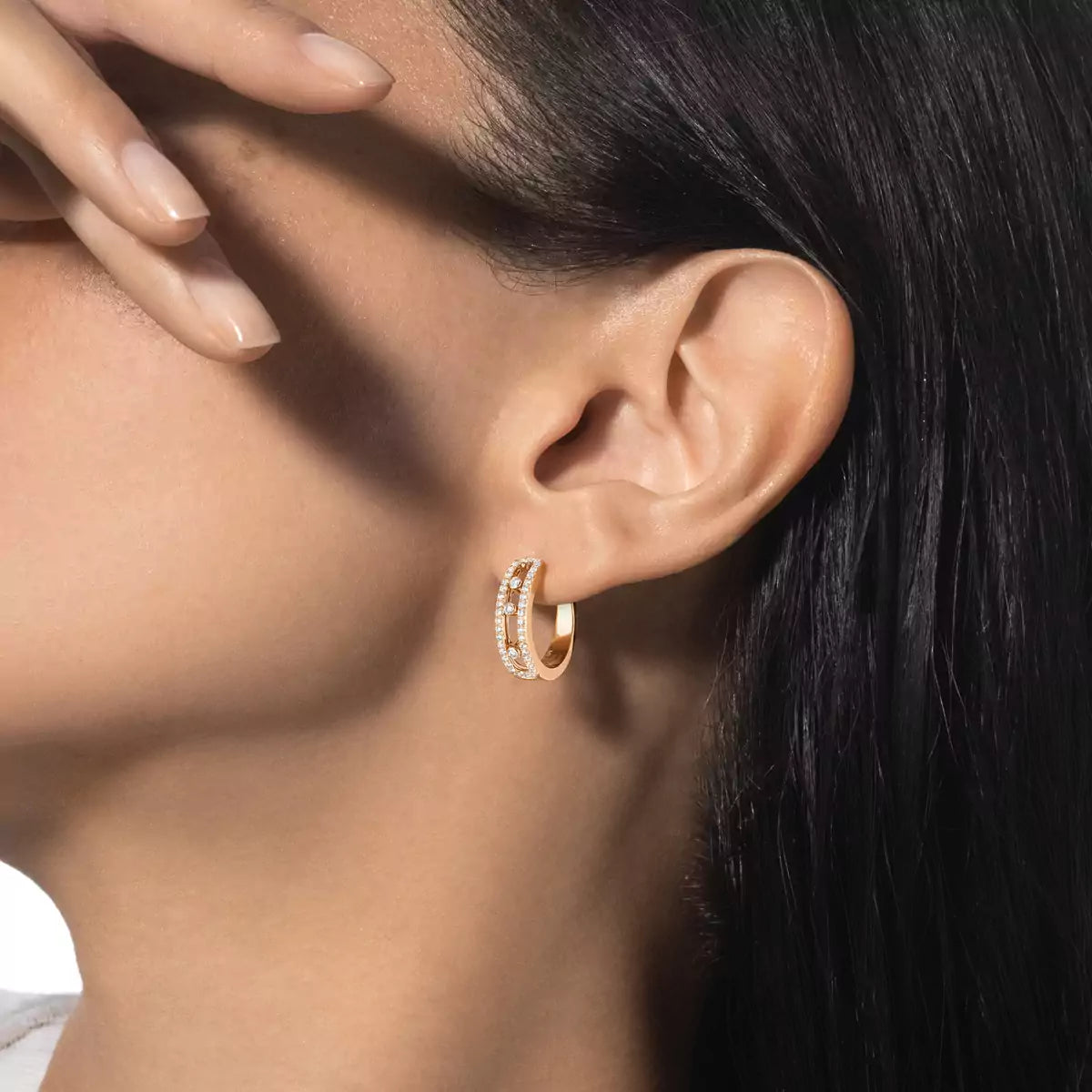 [Mystic ]Diamond Pave_ Hoop Earrings Move