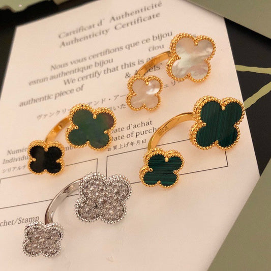 [Mystic]CLOVER BETWEEN THE FINGER RING